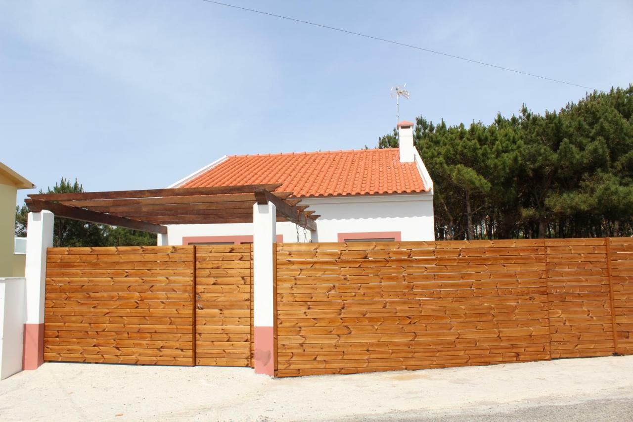 Number 10 Beach House A dos Cunhados Exterior foto